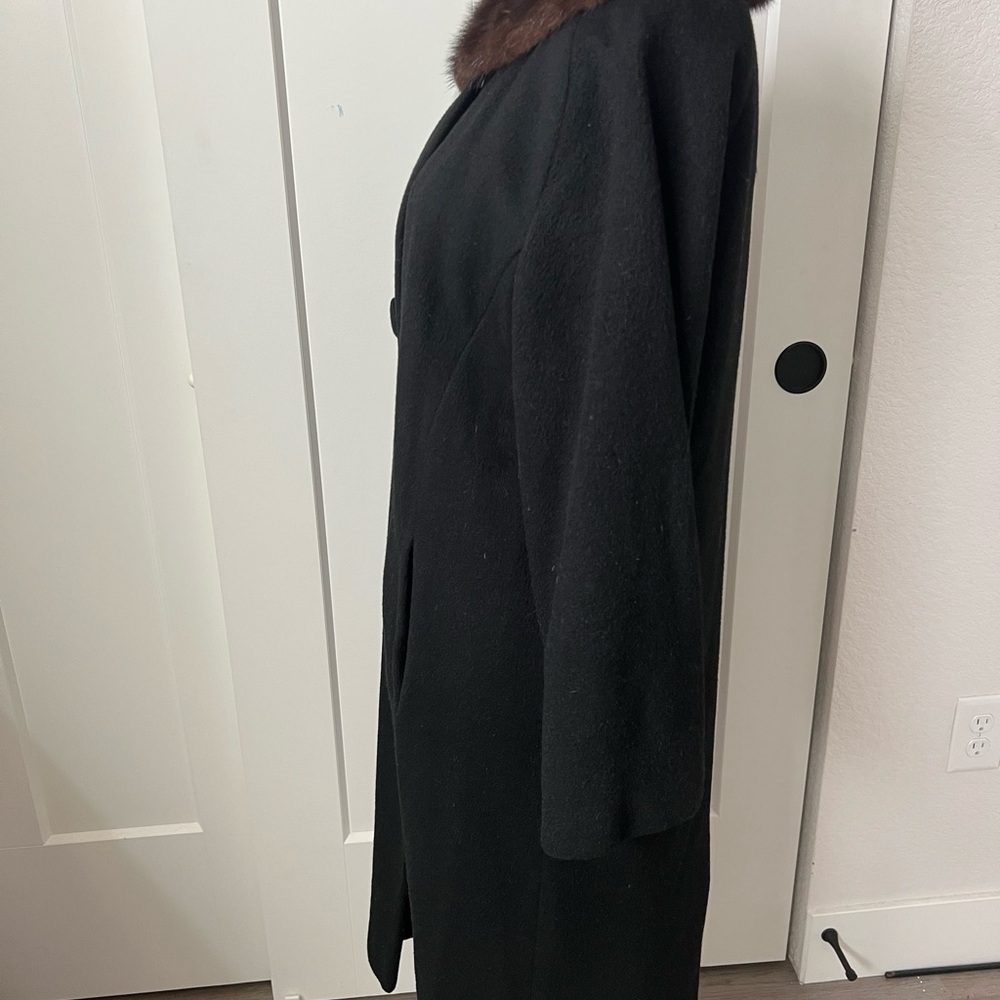 Vintage Black Cashmere Coat with Fur Collar - Picture 8 of 13
